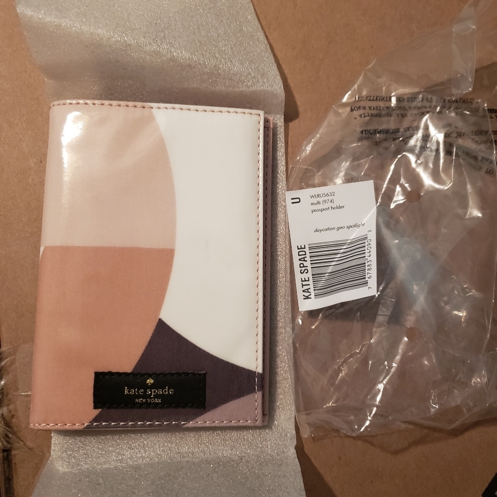 Kate Spade Passport holder